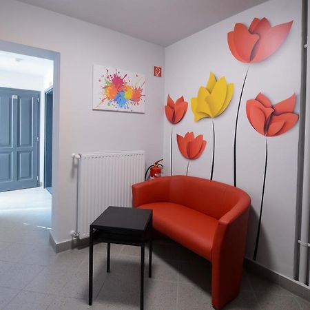 Hr Apartmanhaz Эгер Экстерьер фото