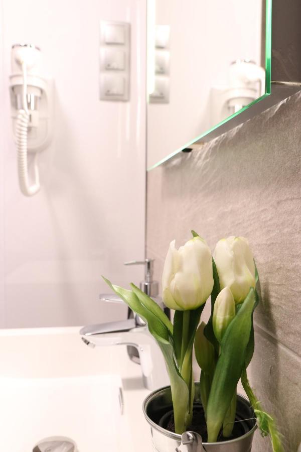 Hr Apartmanhaz Эгер Экстерьер фото