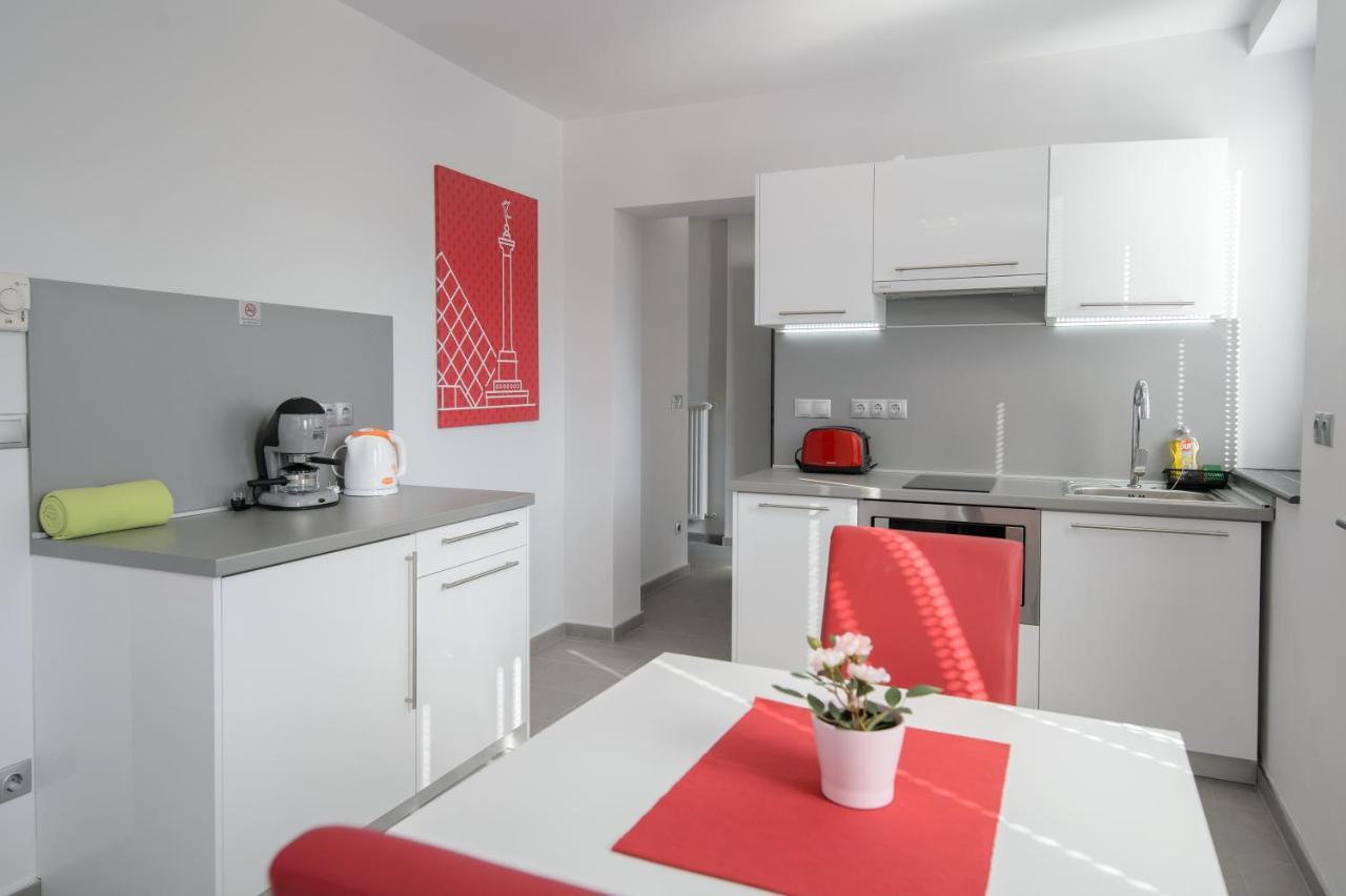 Hr Apartmanhaz Эгер Экстерьер фото