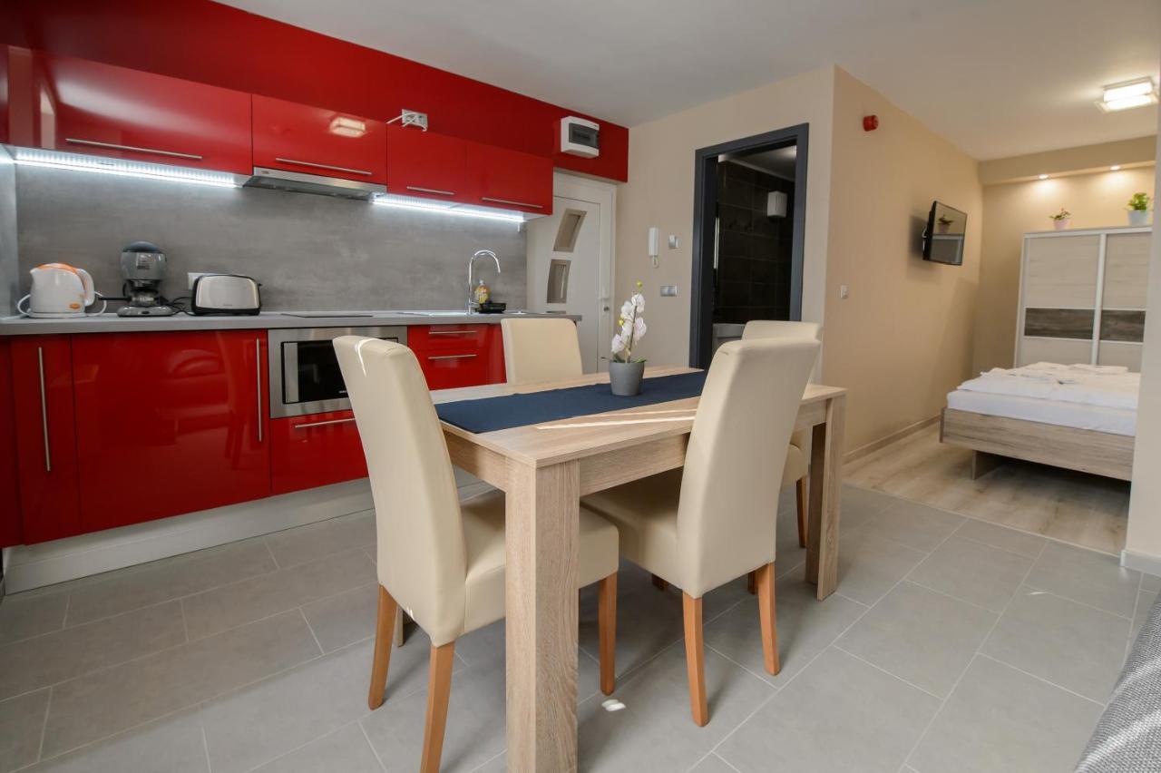 Hr Apartmanhaz Эгер Экстерьер фото